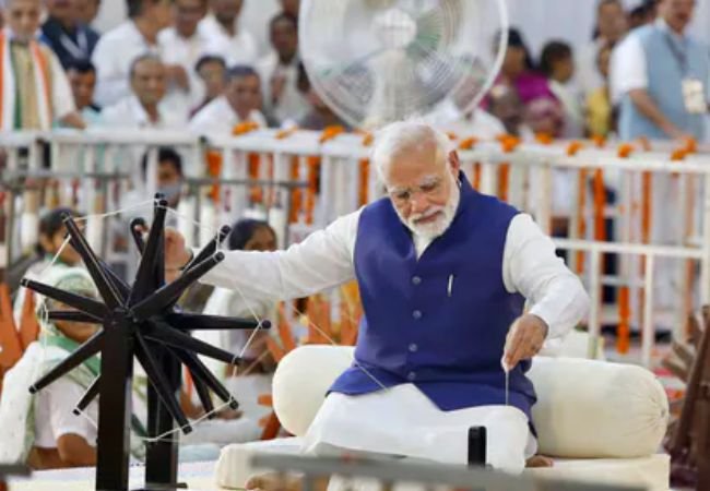 PM Modi in Ahmadabad