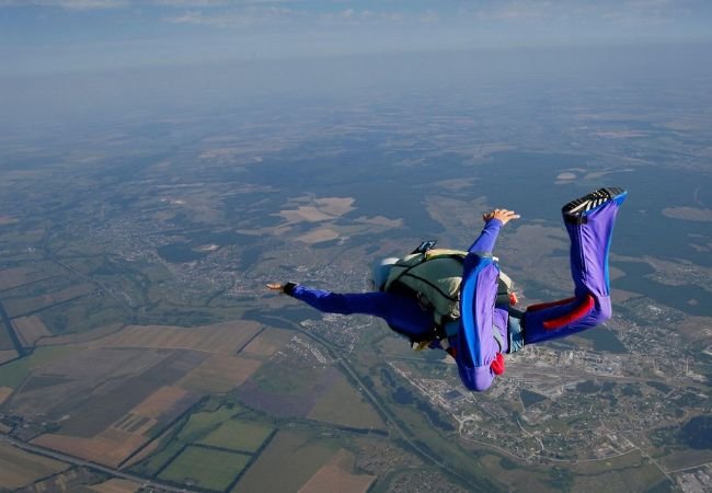 90 year old men skydiving