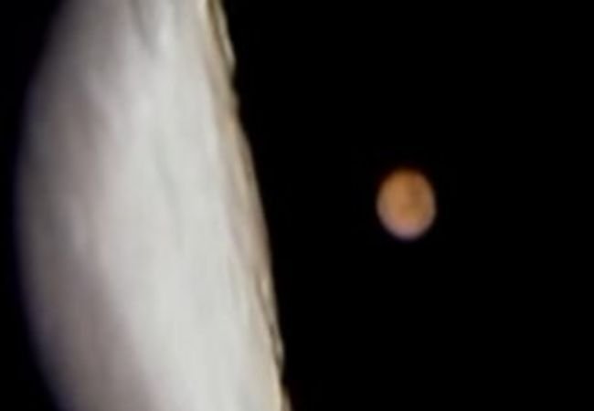 Moon Photobombing Mars
