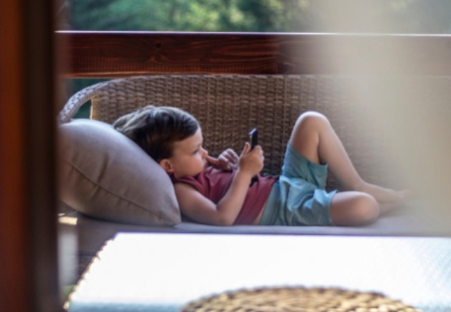 Child Mobile Addiction