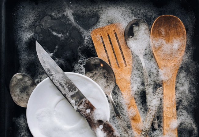 Wooden utensils cleaning tips