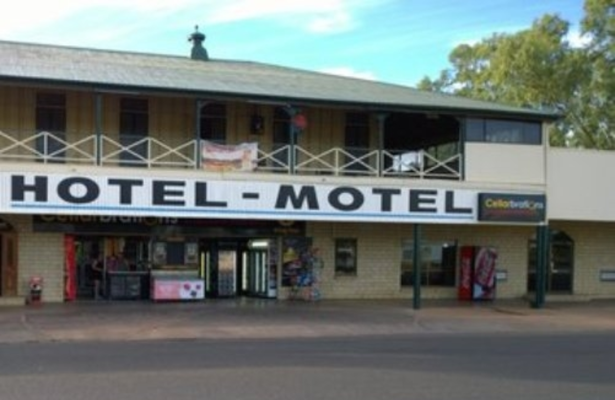 Hotel vs motel