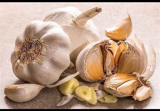 Raw Garlic Health Benefits