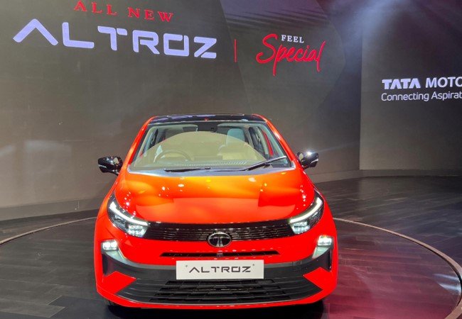 Tata Altroz | Marathi News