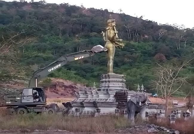 Vishnu Murti Destruction